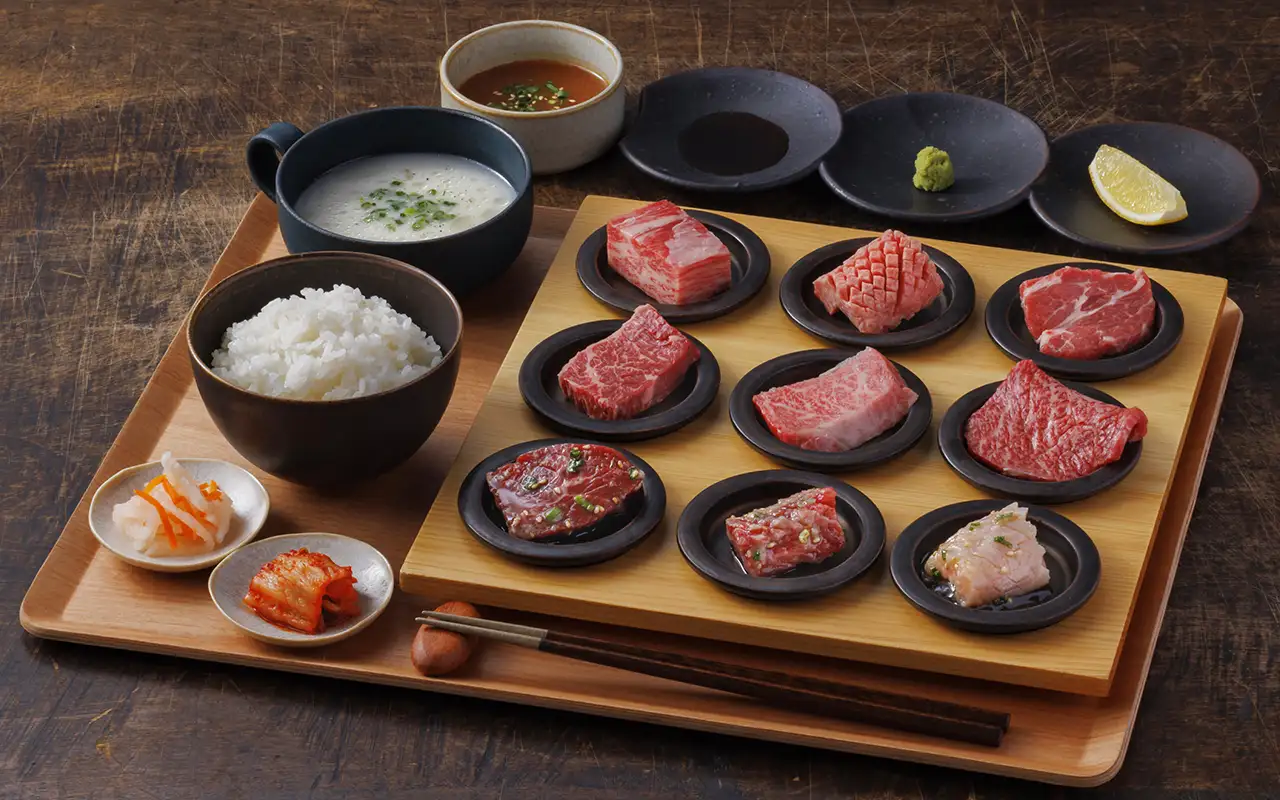 特撰ひとりカルビ9種盛り定食